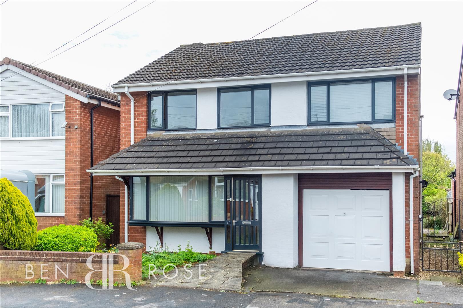 4 bed property in Yarrow Close, Leyland